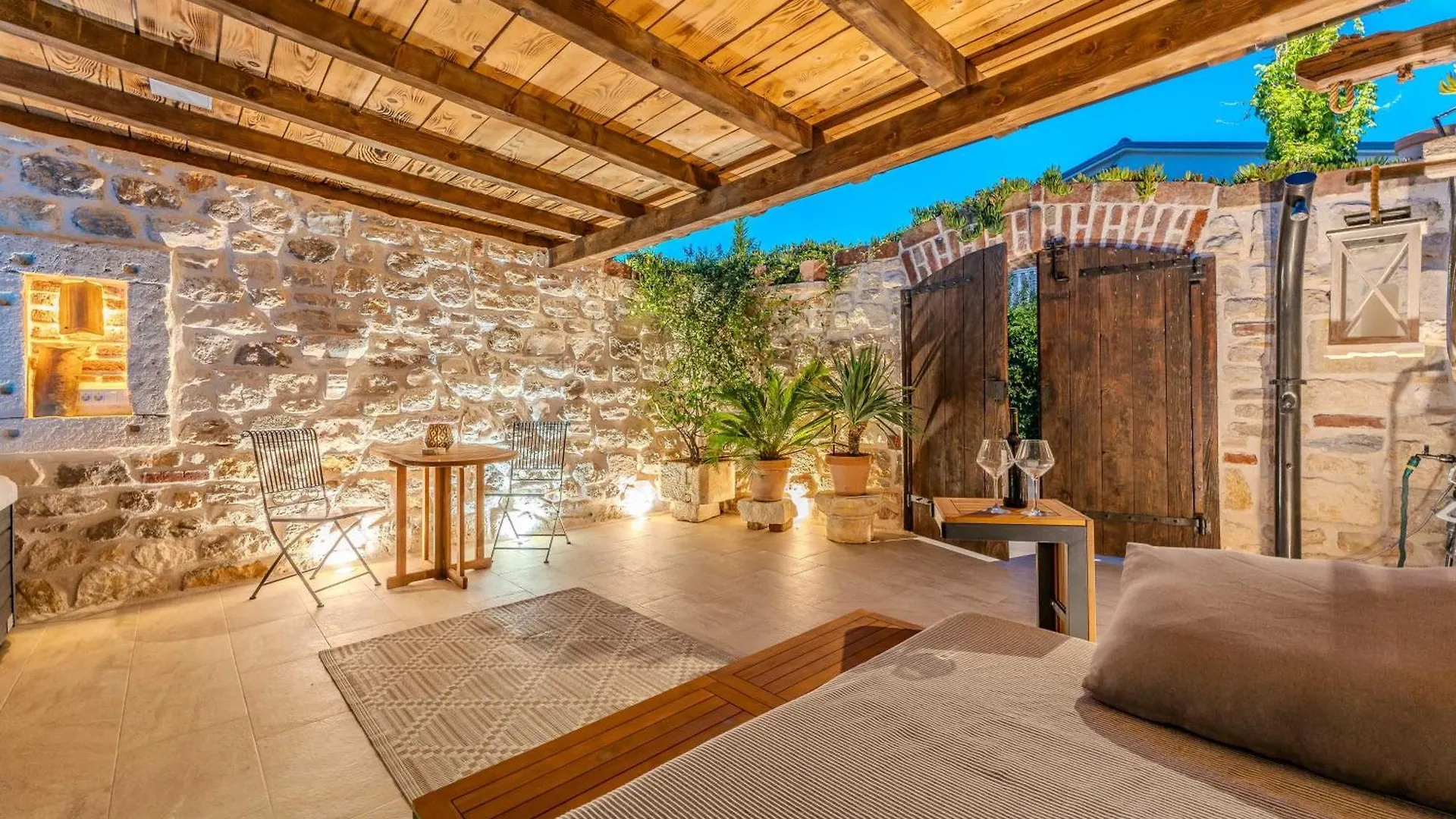 Roman Style Stone Villa Lux Solis Nin 0*,  Chorvatsko