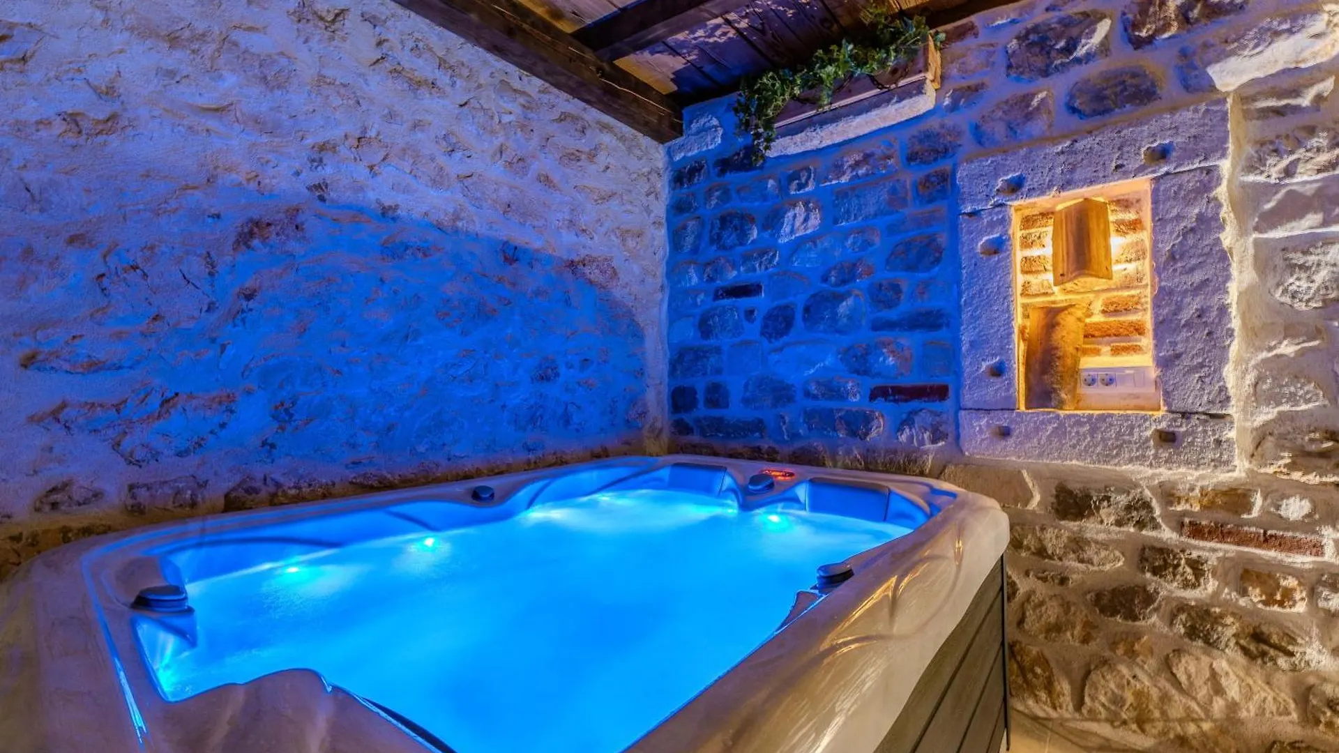 Roman Style Stone Villa Lux Solis Nin 0*,  Chorvatsko